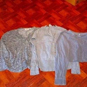 3 Gray Long Sleeve Tops Size Medium